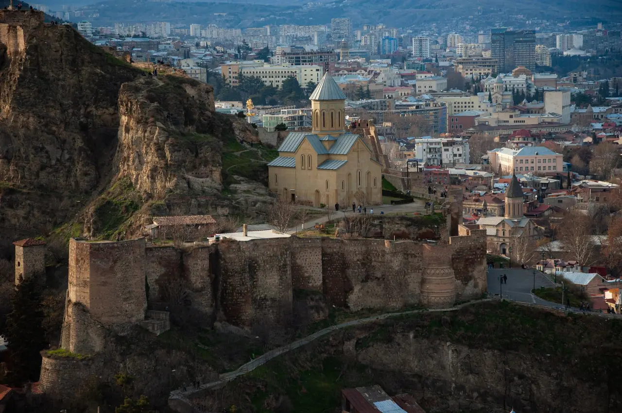 View over Tbilisi Old Town and Narikala Fortress in Georgia, the starting point of the itinerary